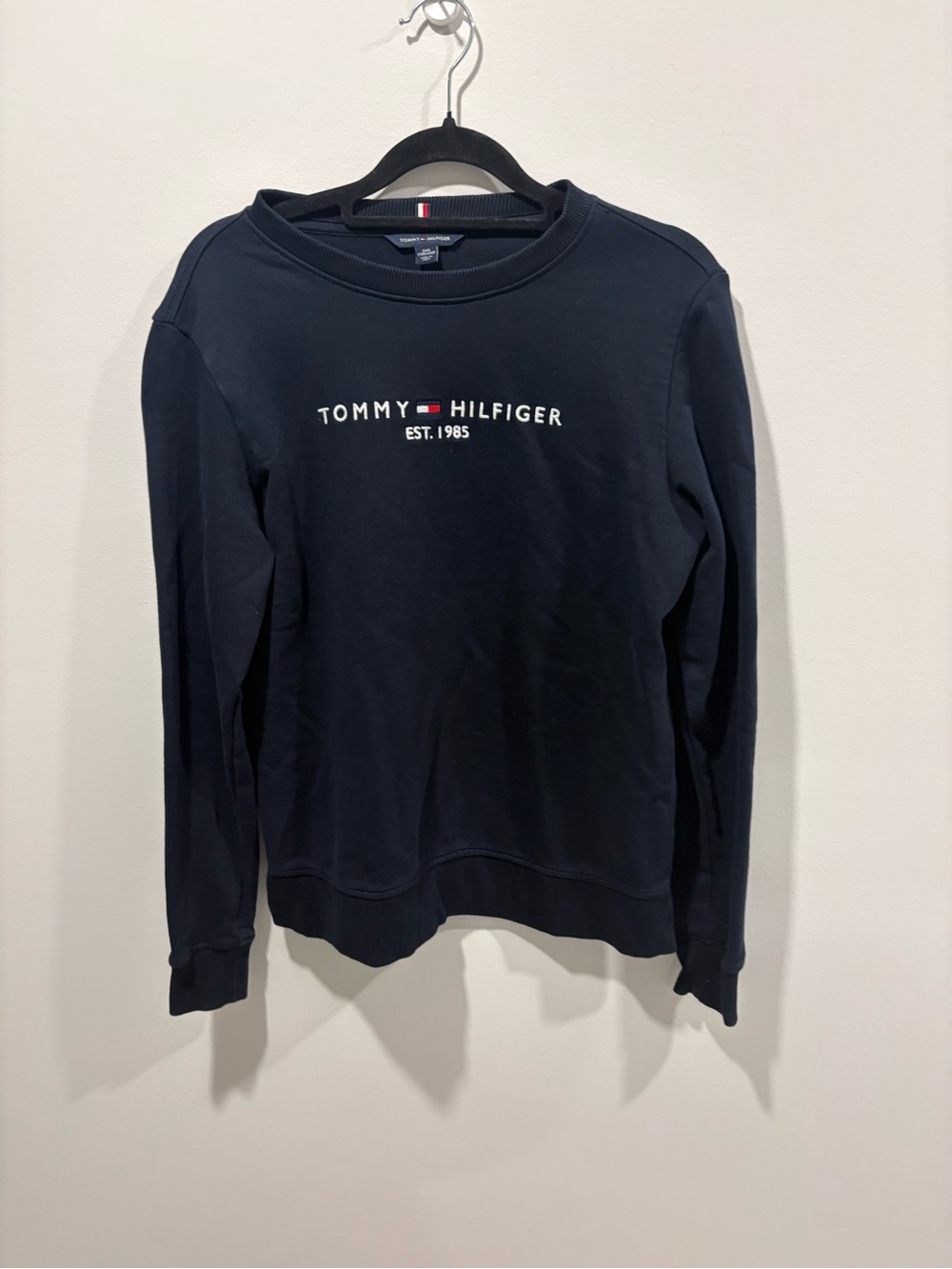 Tommy Hilfiger Men’s Navy Crewneck Sweatshirt with Logo